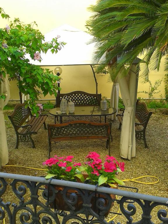 Giardino Della Melagrana Bed & Breakfast Флоренция Стая снимка